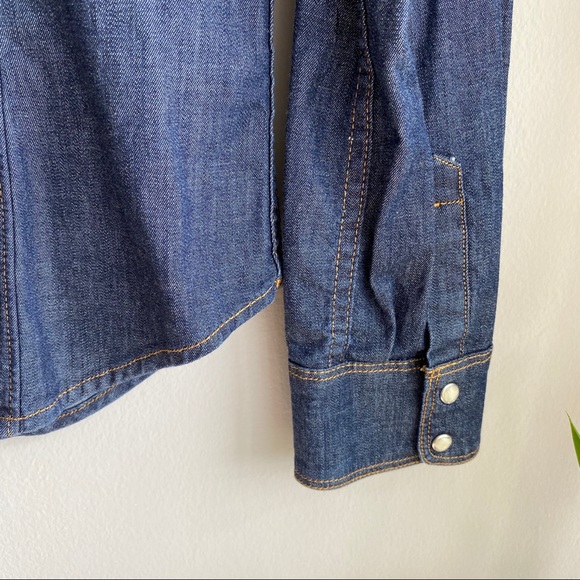 Levi’s Pearl Snap Denim Top Size M (fits like S) - Picture 7 of 8